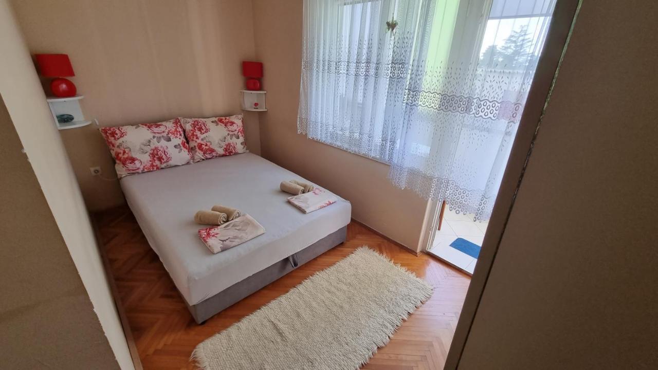 Ori Apartman *