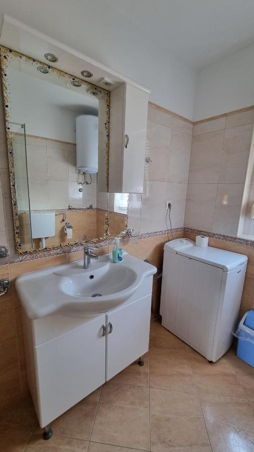 Apartman Ori *